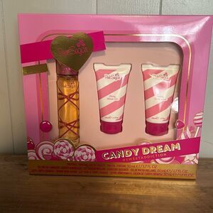 NWT Pink Sugar Gift Set